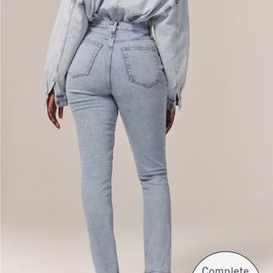 Abercrombie curve love 90s slim straight jeans